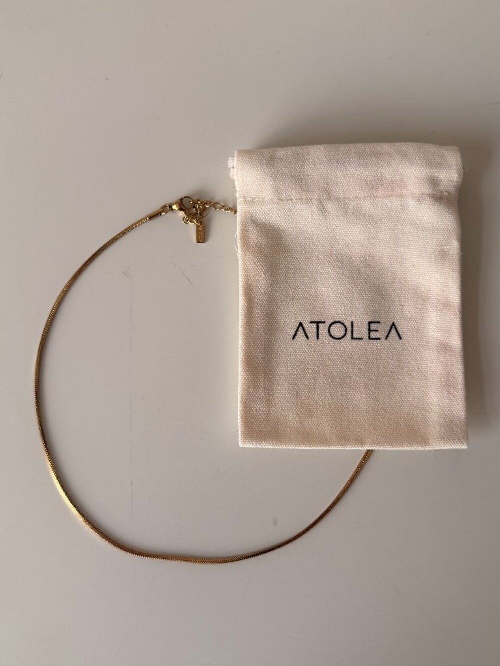 Fine Chocker | Atolea